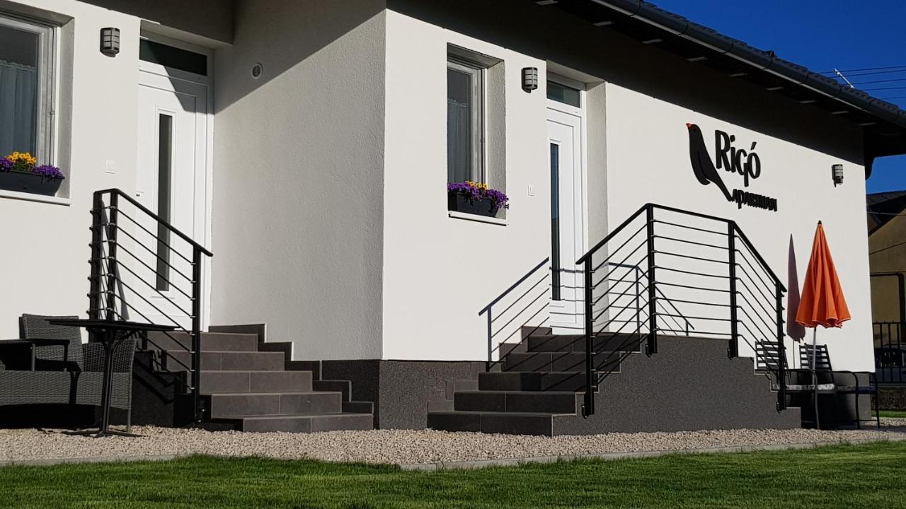 Rigo Apartman Кестели Екстериор снимка