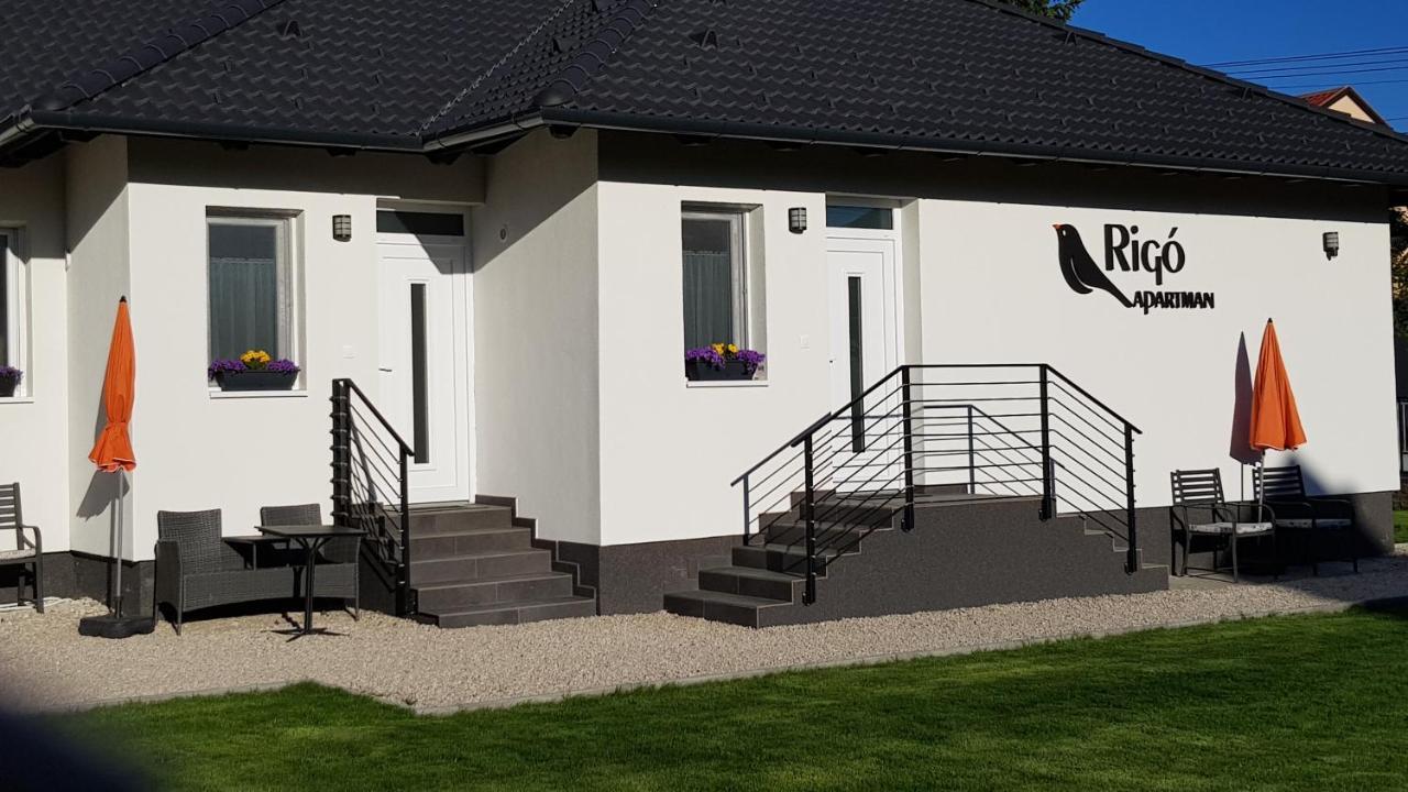 Rigo Apartman Кестели Екстериор снимка