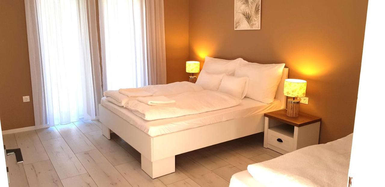 Rigo Apartman Кестели Екстериор снимка