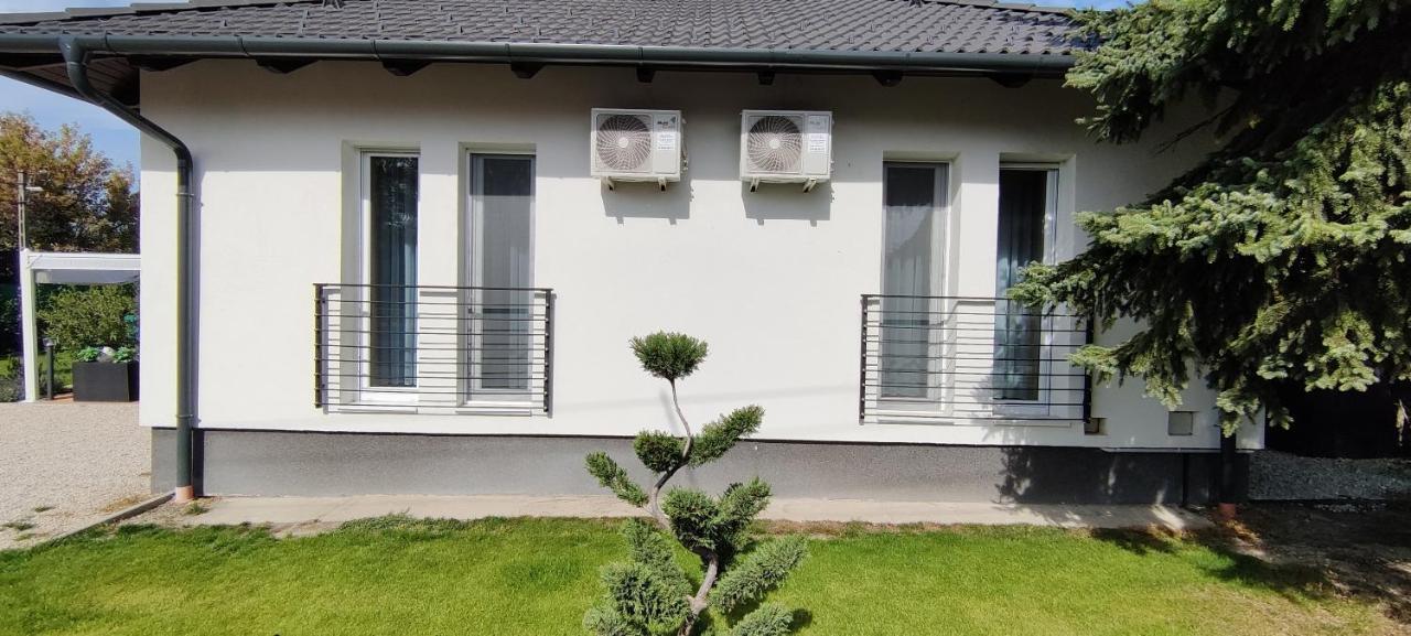 Rigo Apartman Кестели Екстериор снимка
